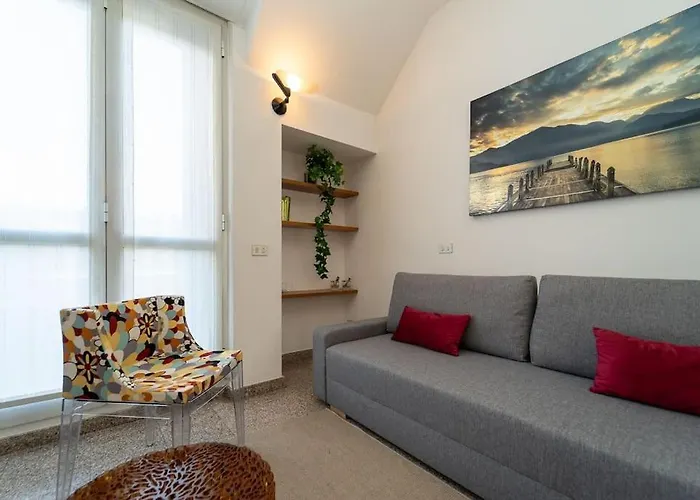 5 Giornate  Apt con terrazzo e garage privato